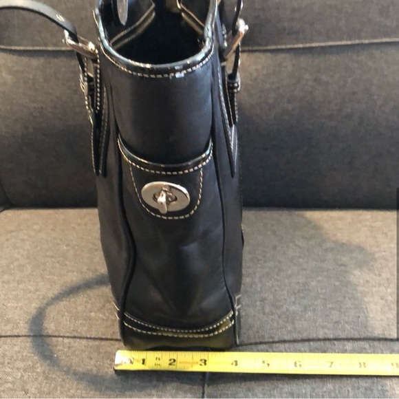 Coach Black Leather Bag - Picture 4 of 10